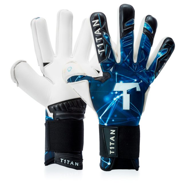 Goalkeeper gloves by T1TAN We change the goalkeeper market